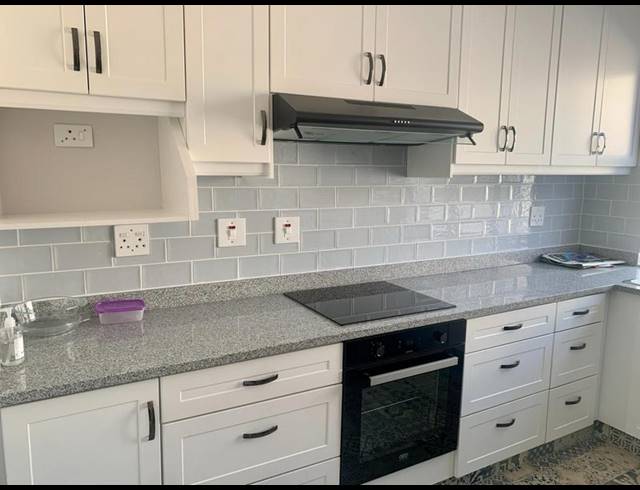 2 BEDROOM APARTMENT FOR SALE IN ESSENWOOD